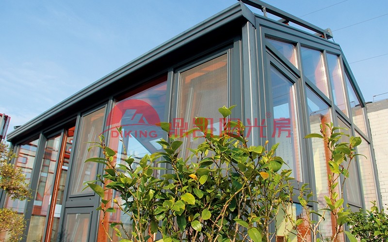 什么是陽光房？裝在哪里？可以用來做什么？